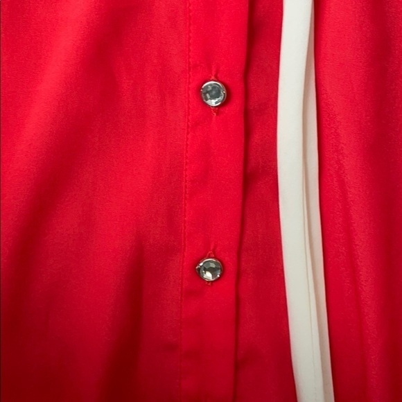 Boutique tank with tie front and lace collar s/m - Picture 3 of 4